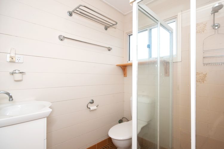 Barnacle – Pet Friendly