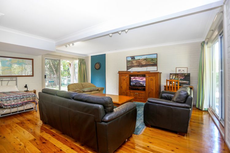 Barnacle – Pet Friendly