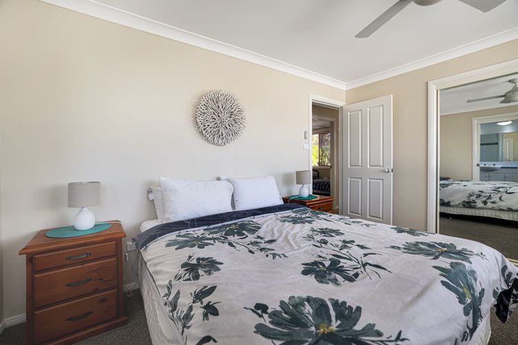 Aquarius Apartment 4
