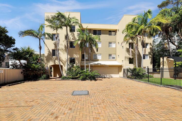 Aquarius Apartment 4