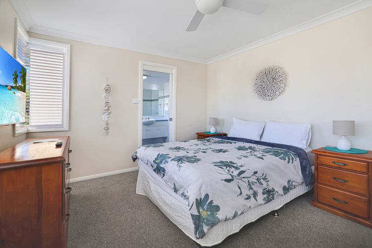 Aquarius Apartment 4