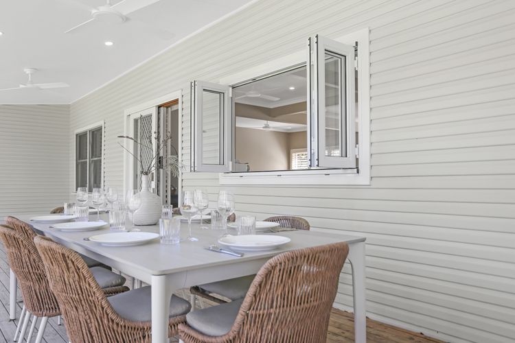 Summer Cottage – Walk to Beaches