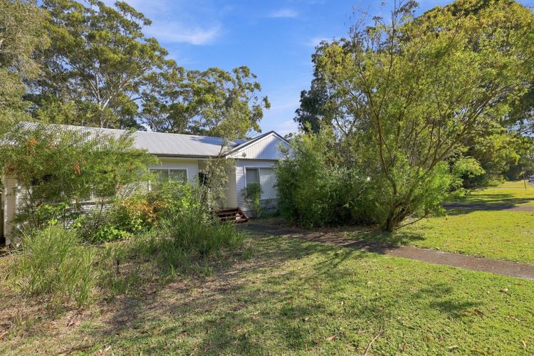 Summer Cottage – Walk to Beaches