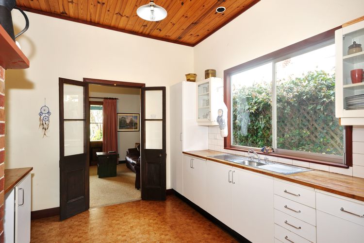 The Lakes Cottage