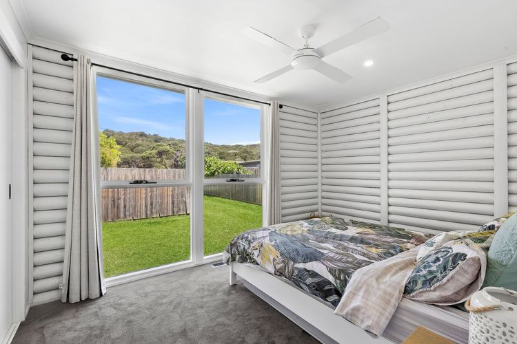 Lonsdale By The Sea