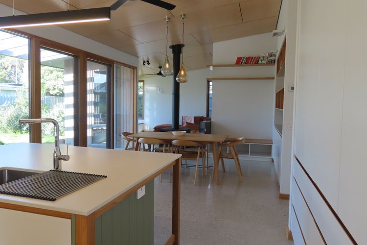 Lonsdale Hideaway