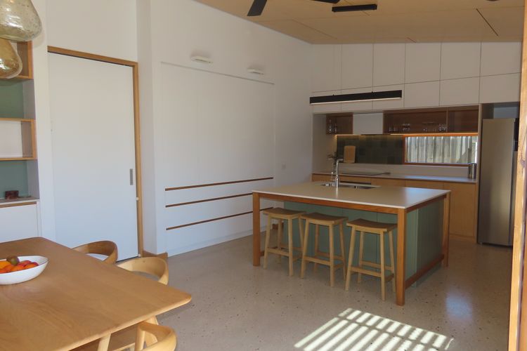 Lonsdale Hideaway