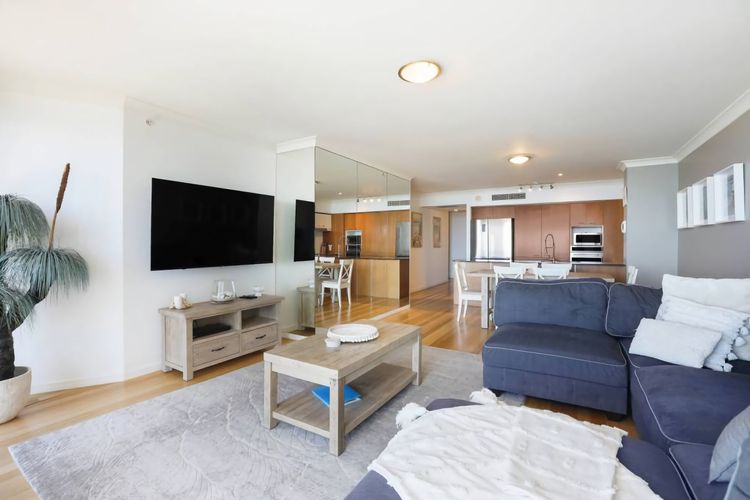 Chevron Renaissance Apartment 1333