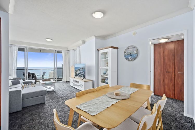 Chevron Renaissance Apartment 2196