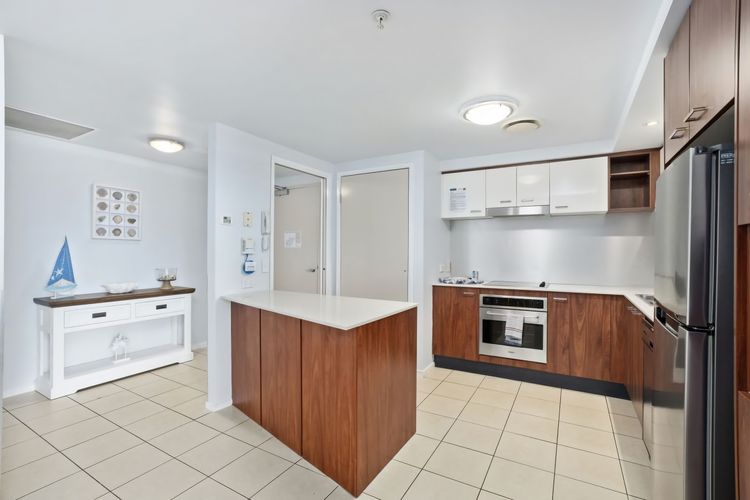 Chevron Renaissance Apartment 2196