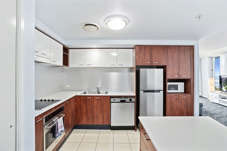 Chevron Renaissance Apartment 2196