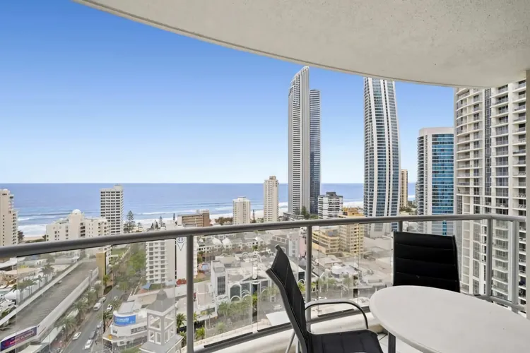 Chevron Renaissance Apartment 2215