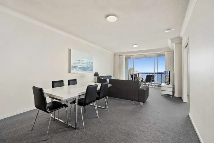 Chevron Renaissance Apartment 2215