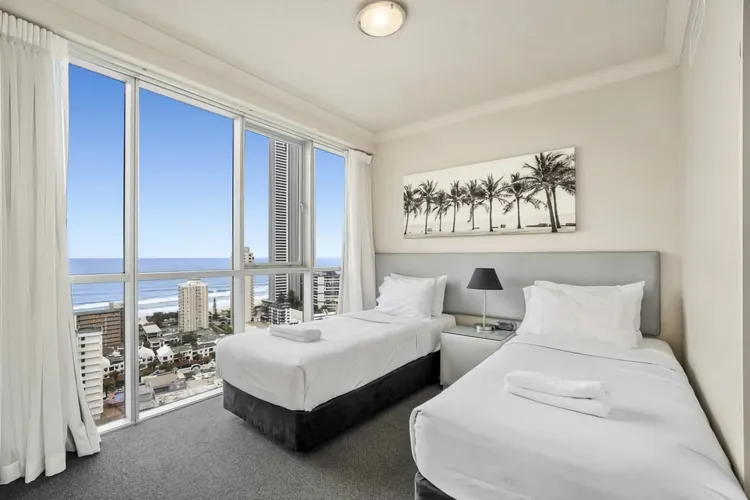 Chevron Renaissance Apartment 2215
