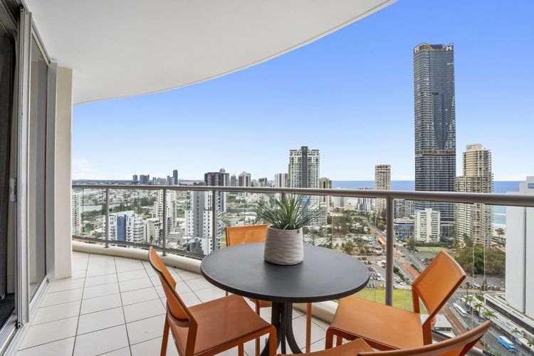 Chevron Renaissance Apartment 2252