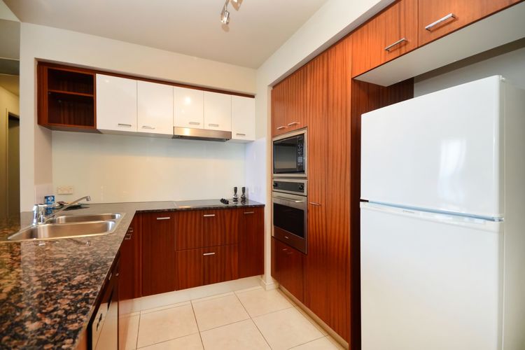 Chevron Renaissance Apartment 2364