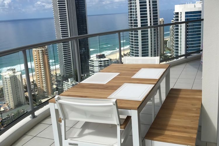 Chevron Renaissance Apartment 2364