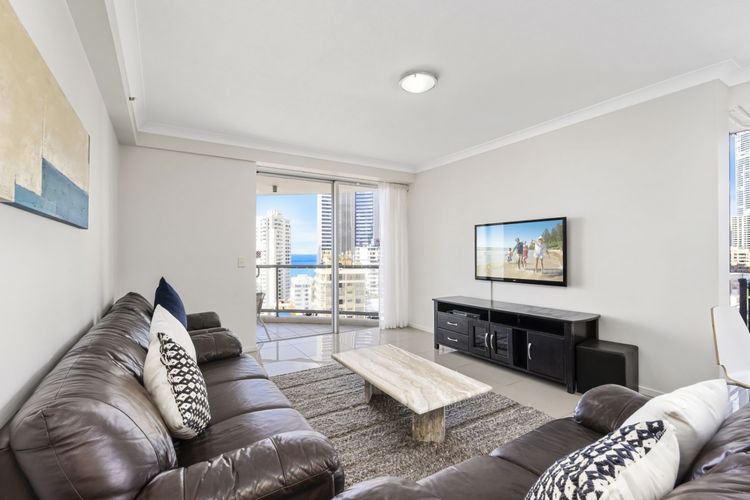 Chevron Renaissance Apartment 1135