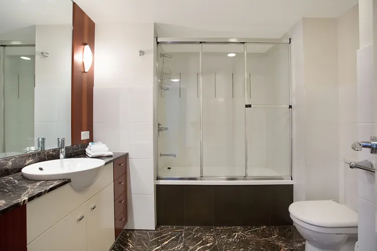 Chevron Renaissance Apartment 1293