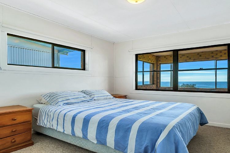 Minnie Water Beach House