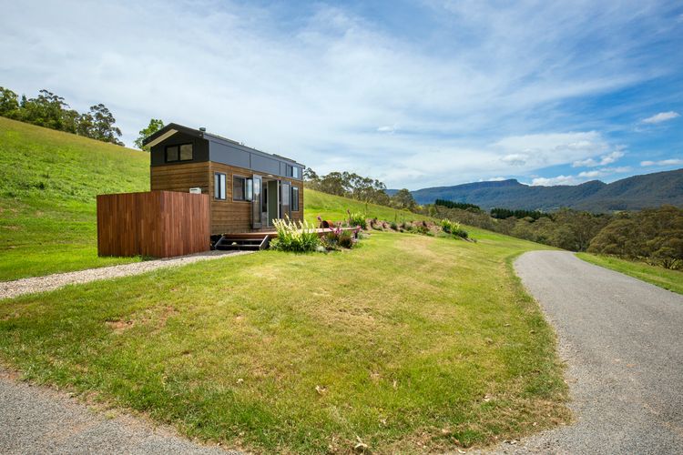 Wonderful Tiny Home, Cosy cabin in beautiful surroundings, Surrounded by glorious countryside, Off-the-grid location