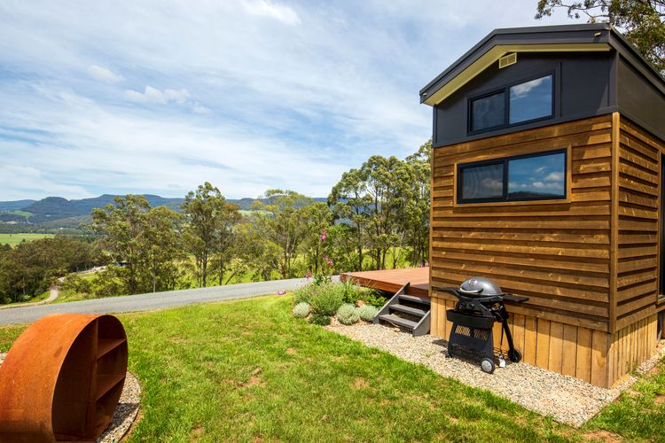 Surrounded by glorious countryside, Off-the-grid location, Wonderful Tiny Home, Cosy cabin in beautiful surroundings