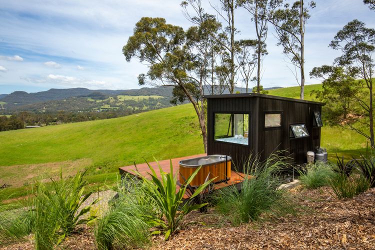 Burroo @ Kangaroo Valley – Perfect Views – Outdoor Bath & Fire Pit