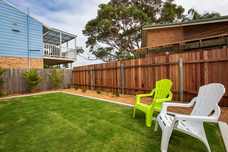 Sandy Feet Retreat – Pet Friendly – 1 Min Walk to Beach