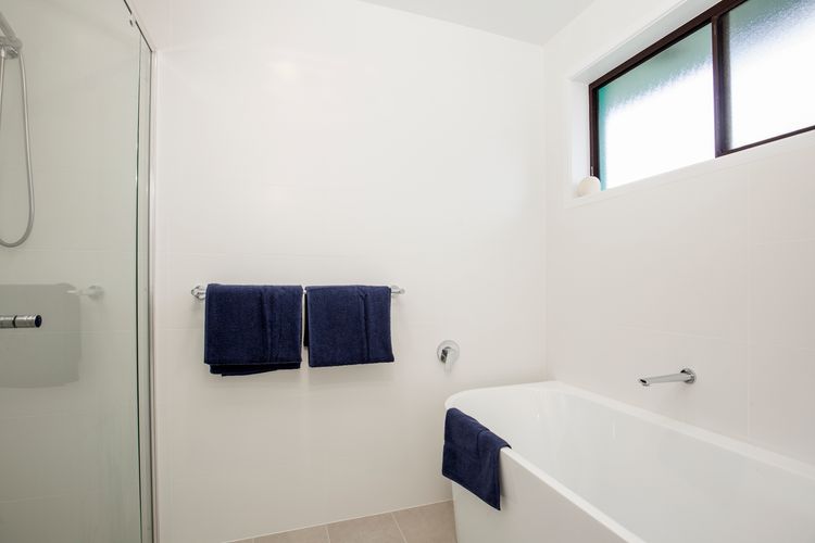 Sandy Feet Retreat – Pet Friendly – 1 Min Walk to Beach