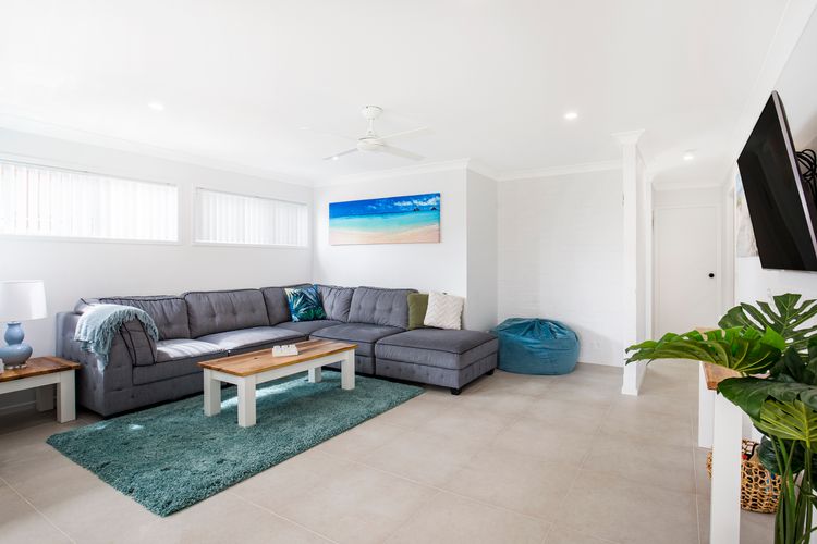 Sandy Feet Retreat – Pet Friendly – 1 Min Walk to Beach