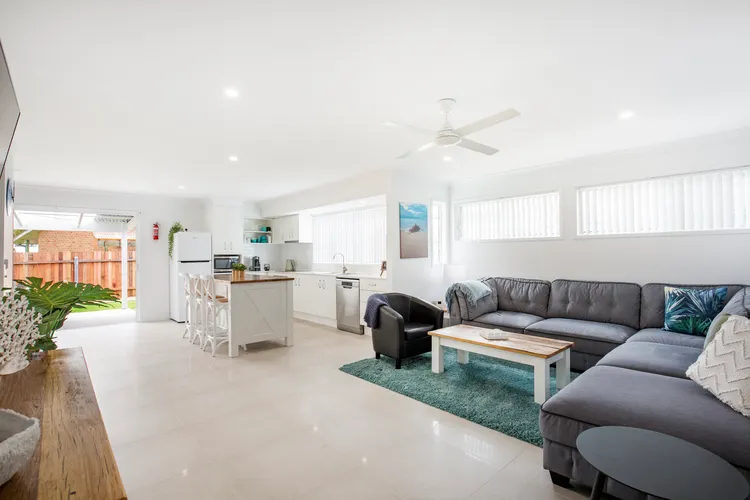 Sandy Feet Retreat – Pet Friendly – 1 Min Walk to Beach