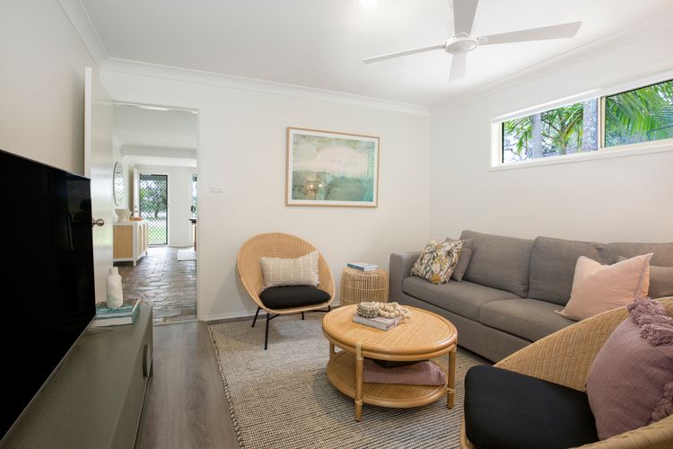 Hanalei – Pet Friendly – Directly Opposite Waterfront