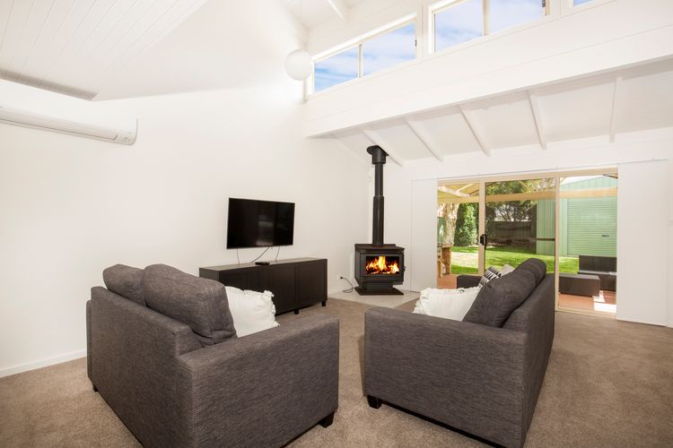 Peppertree Jervis Bay – Pet Friendly Beachfront with Sea Views