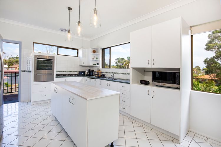 Fantastic chef's kitchen for preparing gourmet meals