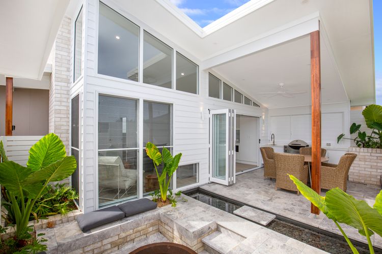 Unwind – Pet Friendly – 1 Min Walk to Beach