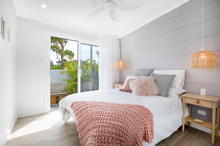 Unwind – Pet Friendly – 1 Min Walk to Beach