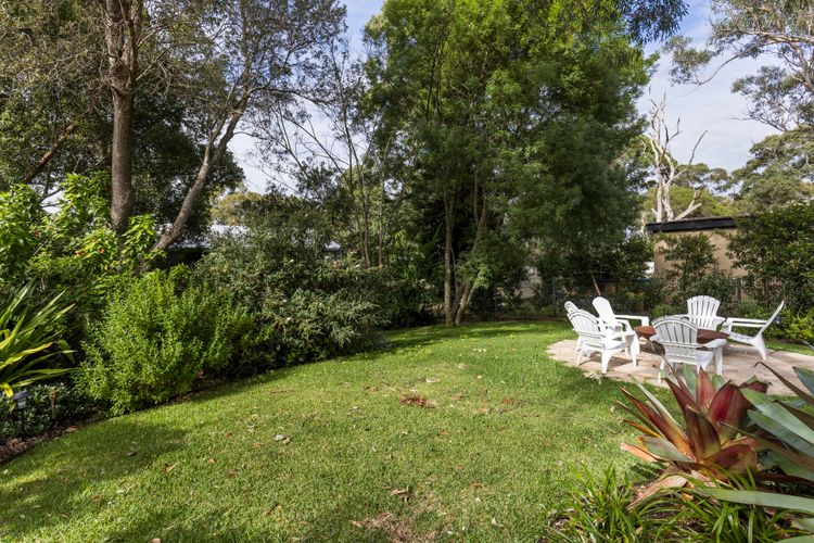Coastal Oasis – Pet Friendly – 6 Mins Walk to Beach
