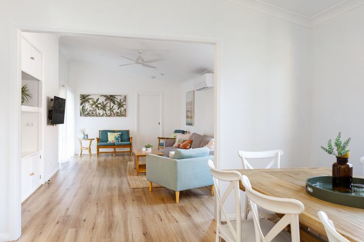 Golden Sands – Pet Friendly – 2 Mins Walk to Beach