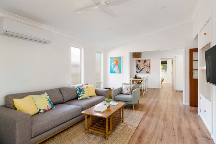Golden Sands – Pet Friendly – 2 Mins Walk to Beach