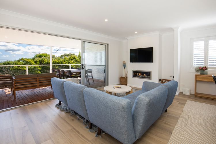 Beachcomber @ Currarong – Pet Friendly – 5 Mins Walk to Currarong Rockpools