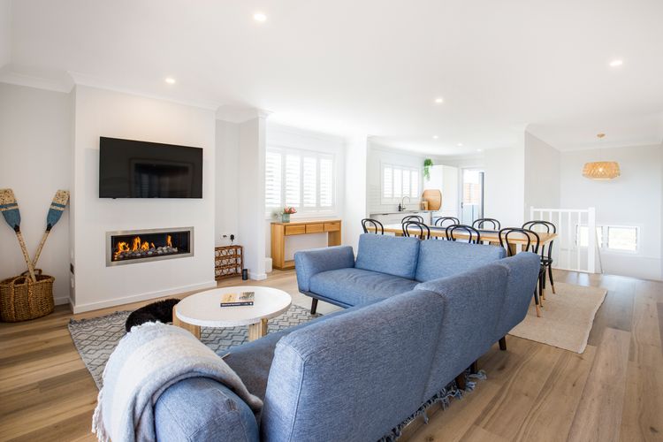 Beachcomber @ Currarong – Pet Friendly – 5 Mins Walk to Currarong Rockpools