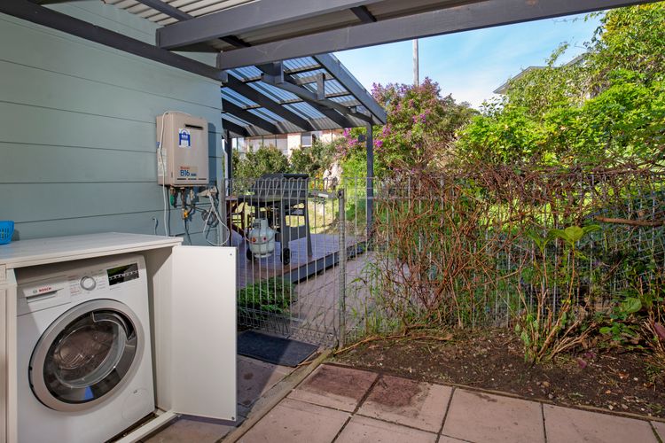 WindanSea Cottage – Pet Friendly – Ocean Glimpses