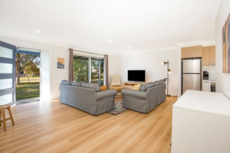 Nautilus – Pet Friendly – 5 Mins Walk to Bay