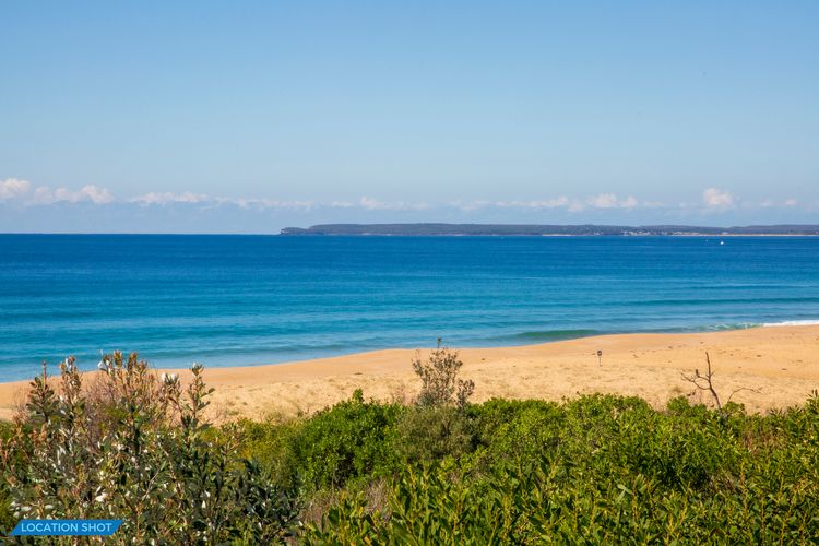 Amazing beach only a few minutes walk away, Easy access to an amazing surf beach for surfing