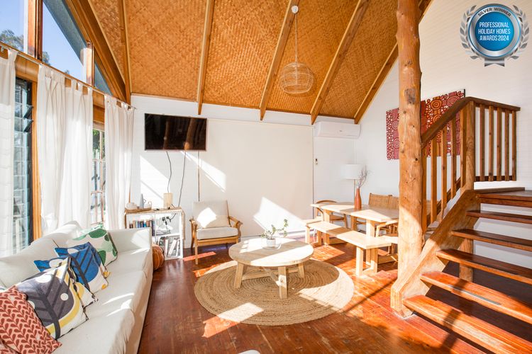 Amazing beach only a few minutes walk away, Easy access to an amazing surf beach for surfing
