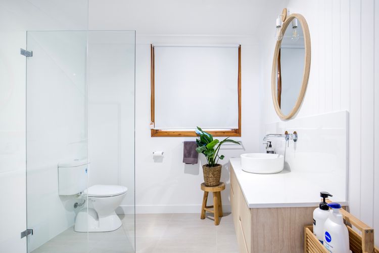 The Treehouse – Pet Friendly – 2 Mins Walk to Beach