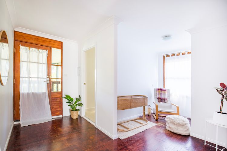 The Treehouse – Pet Friendly – 2 Mins Walk to Beach
