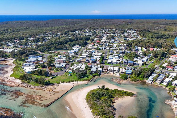 Fishery Road Cottage – Newly Renovated – Pet Friendly – 2 Mins Walk to Beach