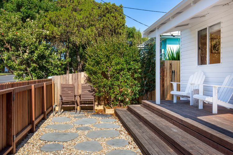 Fishery Road Cottage – Newly Renovated – Pet Friendly – 2 Mins Walk to Beach