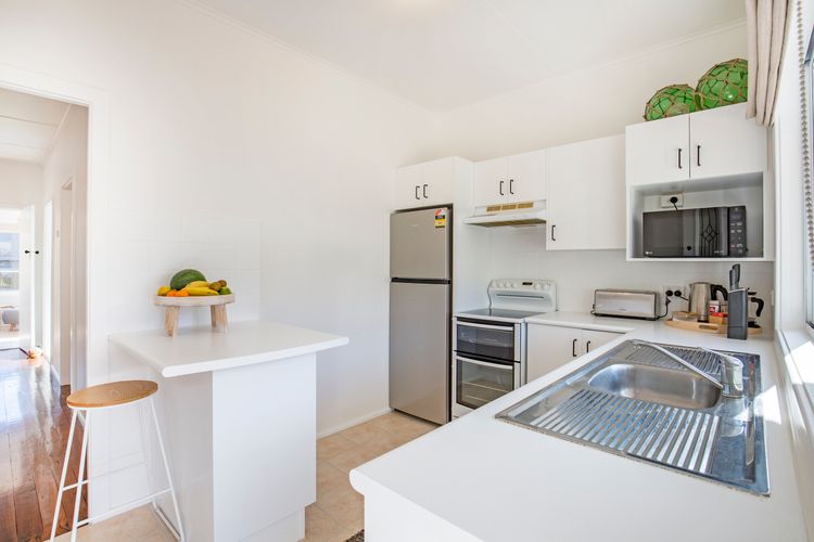 Fishery Road Cottage – Newly Renovated – Pet Friendly – 2 Mins Walk to Beach